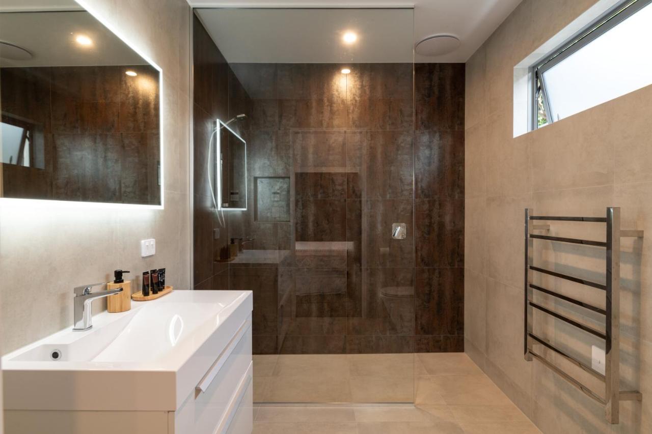 Papamoa Beach, Pohutukawa Deluxe Studio, On Hugoway ภายนอก รูปภาพ