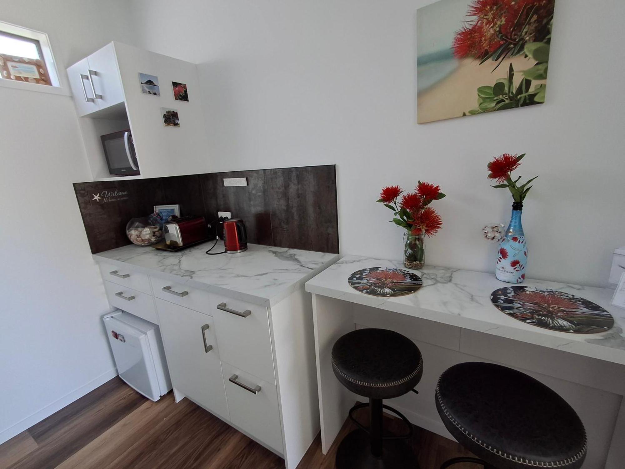 Papamoa Beach, Pohutukawa Deluxe Studio, On Hugoway ภายนอก รูปภาพ