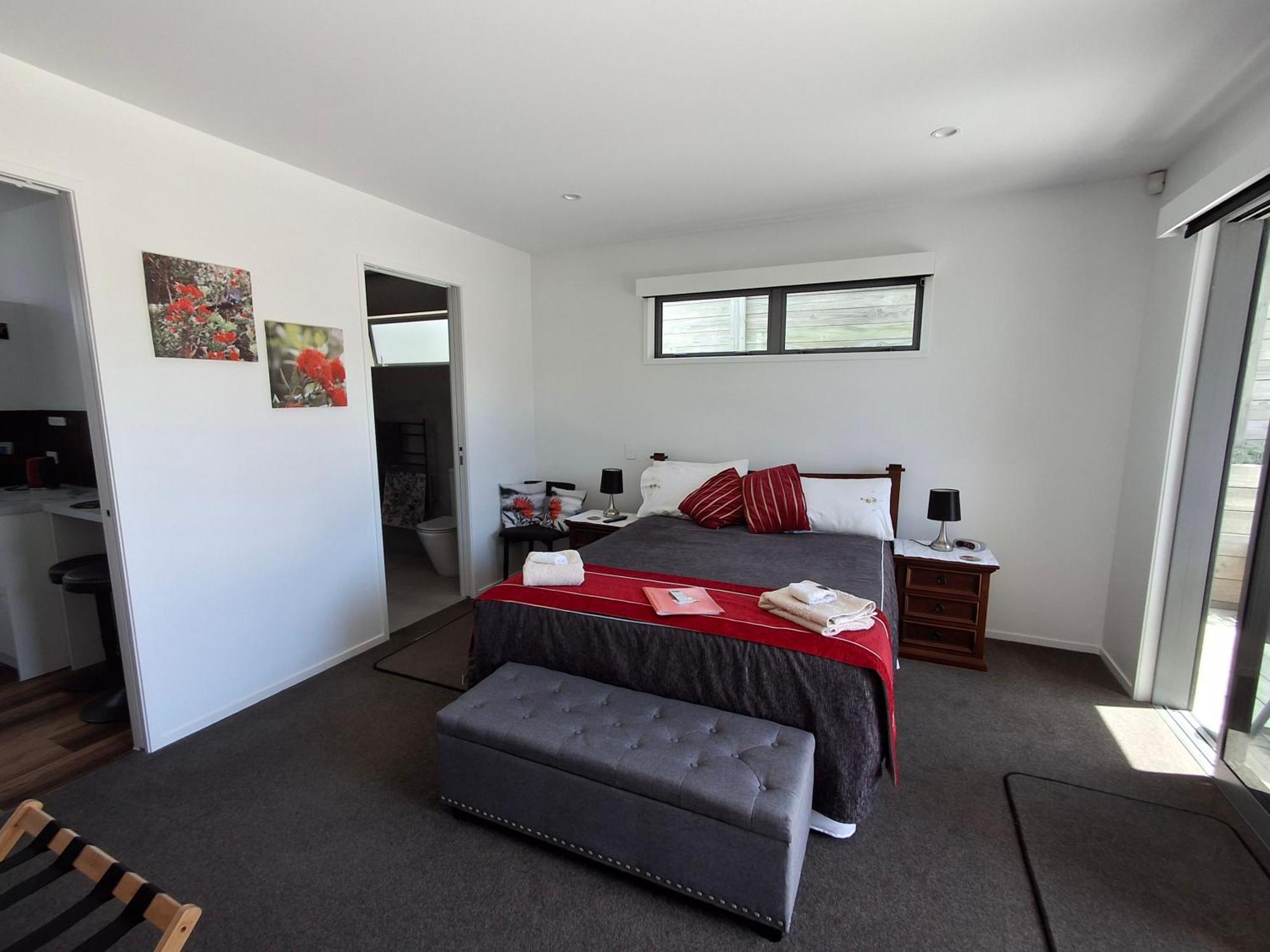 Papamoa Beach, Pohutukawa Deluxe Studio, On Hugoway ภายนอก รูปภาพ