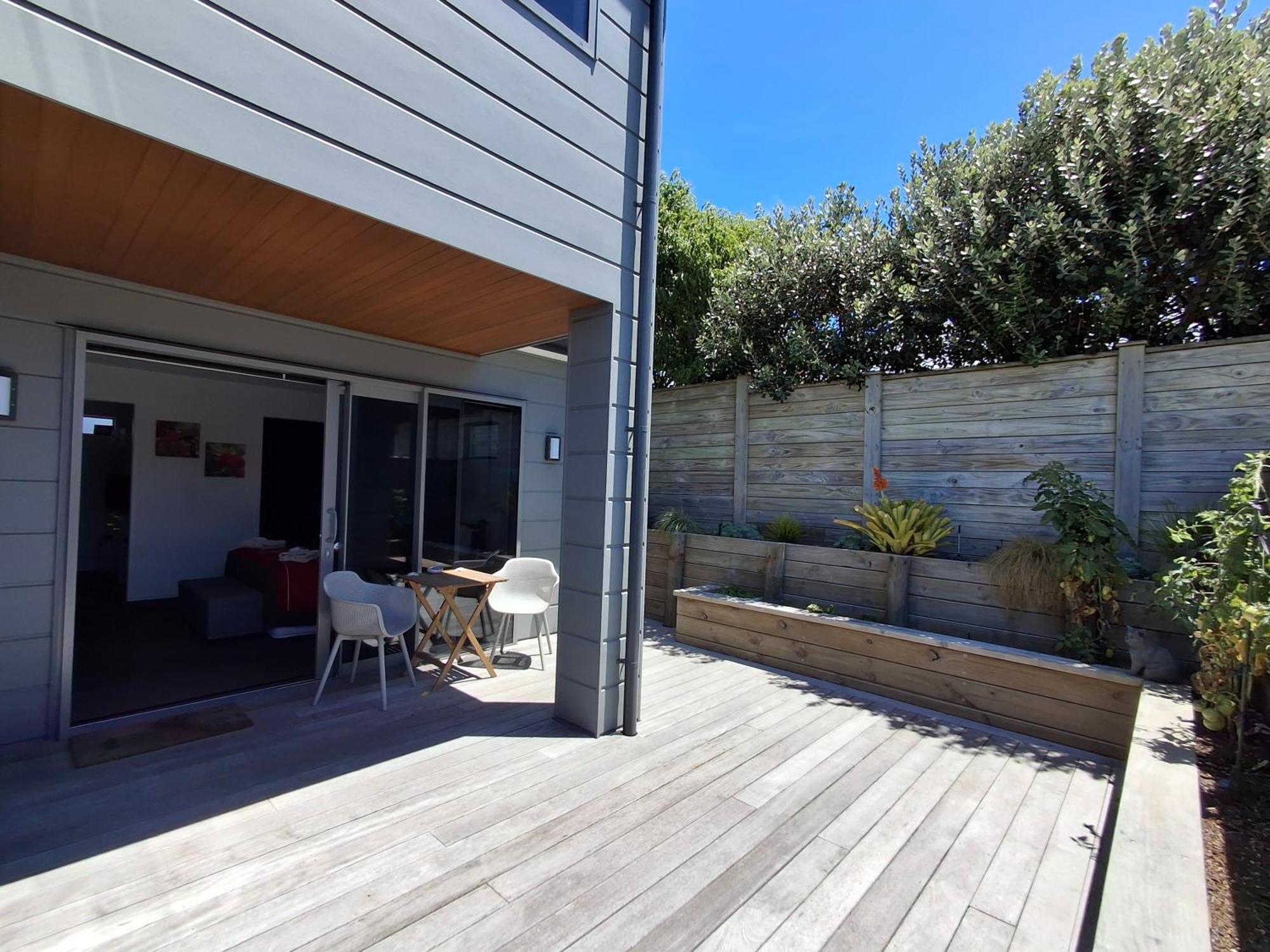 Papamoa Beach, Pohutukawa Deluxe Studio, On Hugoway ภายนอก รูปภาพ